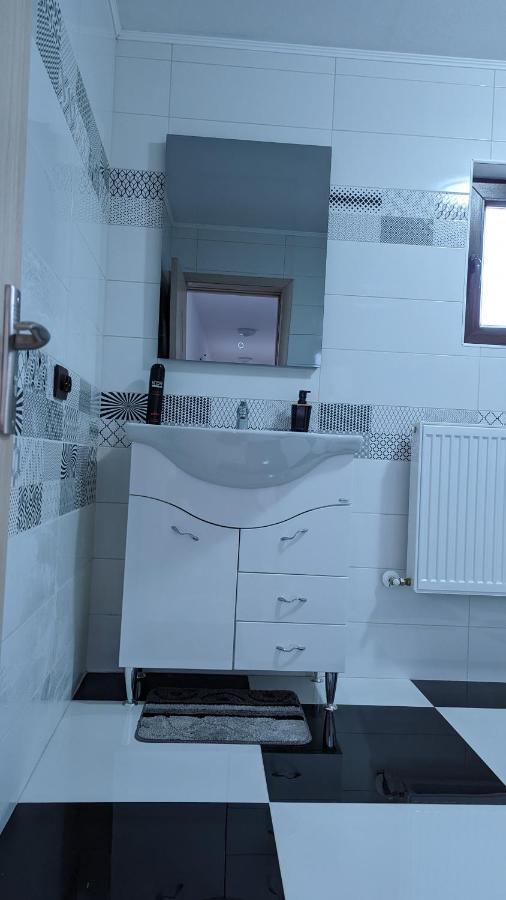 Casa Beatrice Βίλα Călimăneşti Εξωτερικό φωτογραφία